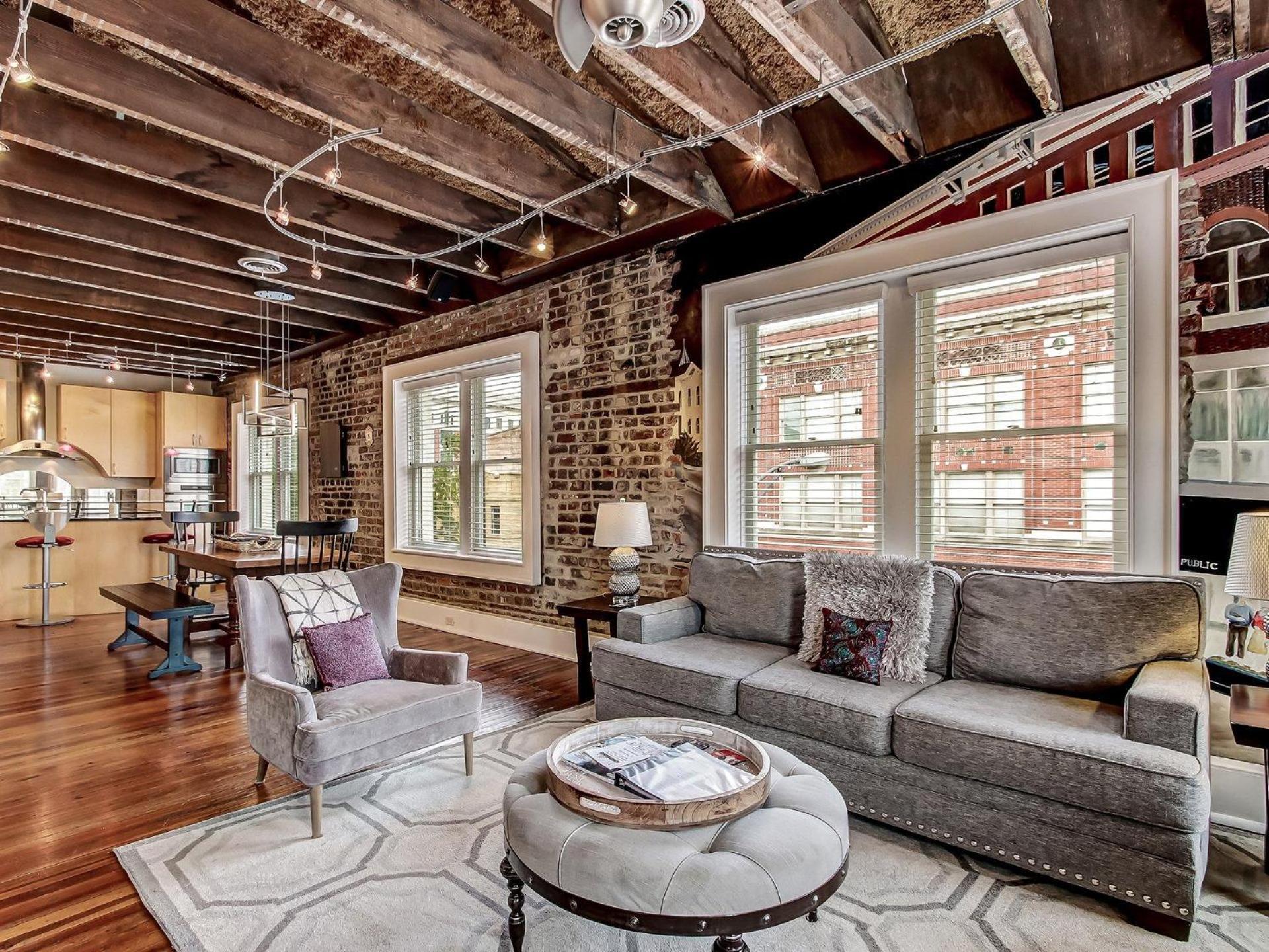 Broughton Corner Loft Apartment Савана Екстериор снимка