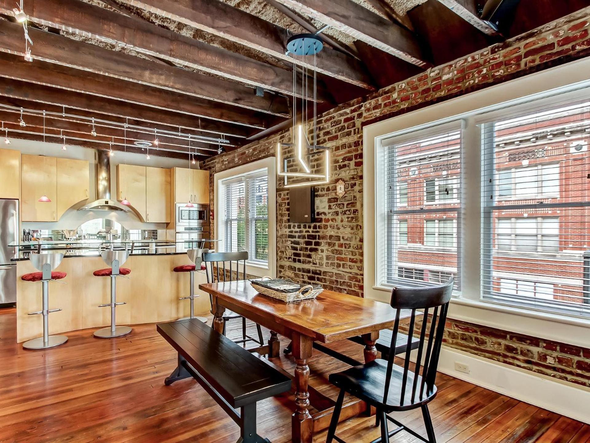 Broughton Corner Loft Apartment Савана Екстериор снимка